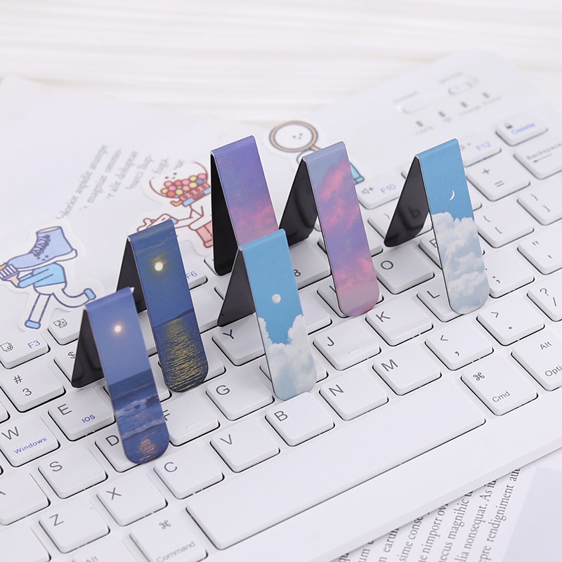2pcs Fantasy Landscape Themed  - Bookmark Magnetic Clip incelemesi ve fiyatı